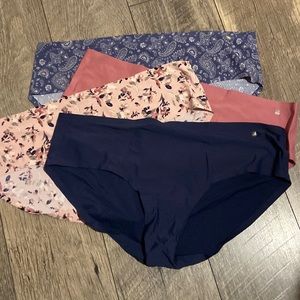 NWOT. Seamless panties